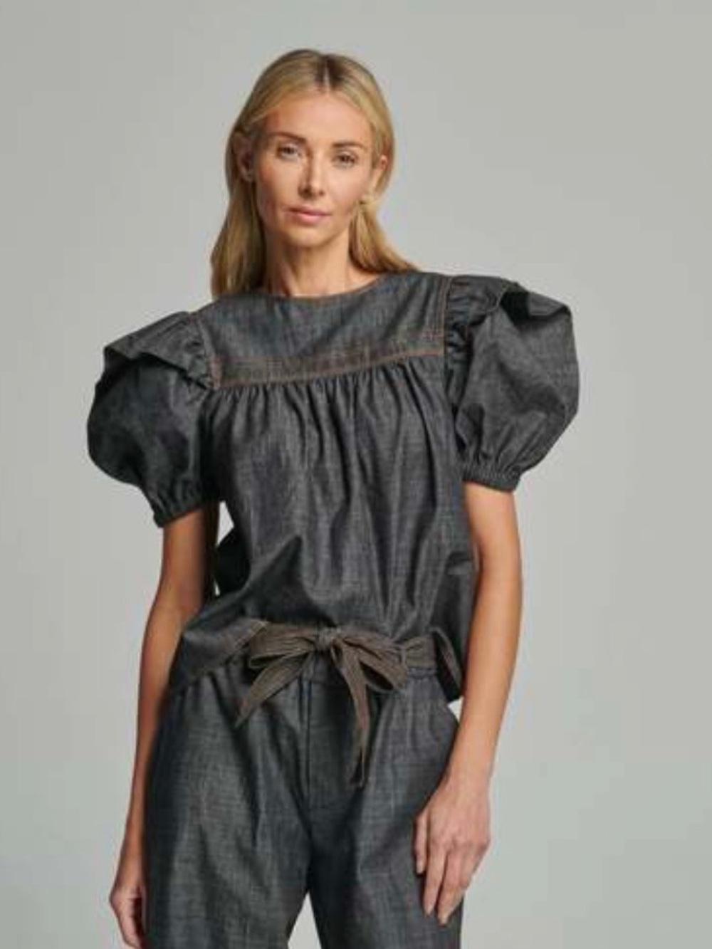 Sundays Balloon Sleeve Chambray Top in Dark Grey Size 1/small #1214